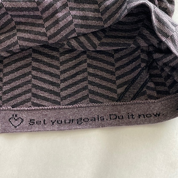 Lululemon Run swiftly tech racer back tank top purple and black herringbone 6 - Picture 8 of 14